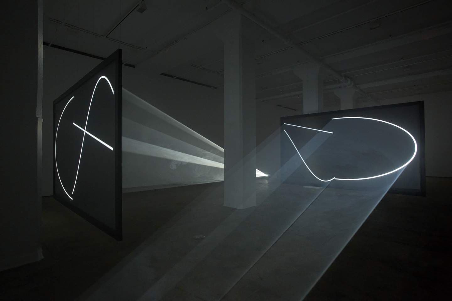 Anthony McCall — Solid Light