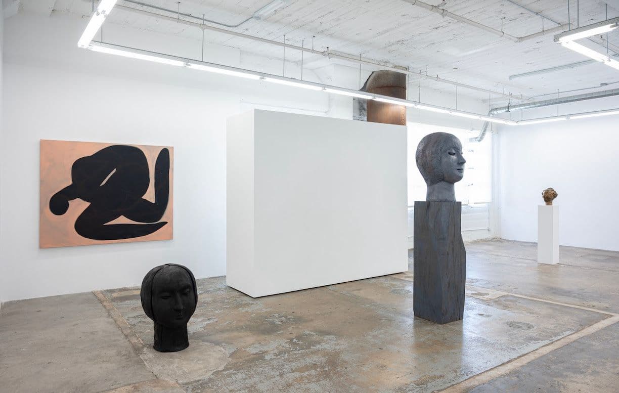 Vanessa Beecroft — Broken Arm — image 3 of 3