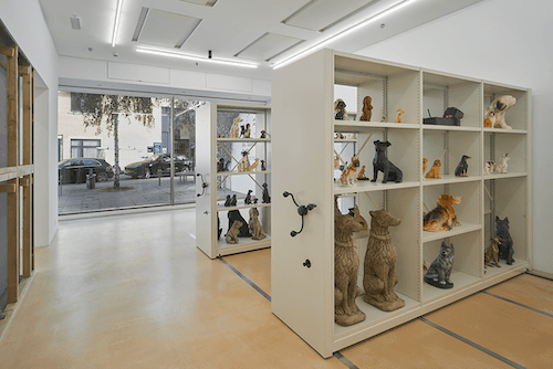 Iris Touliatou — Outfits — image 1 of 2
