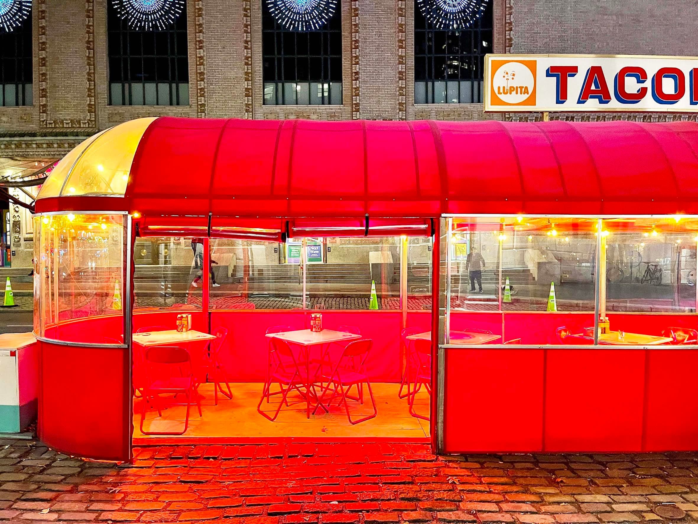 Wijnanda Deroo — Out on the Street: The Dining Sheds & Empty Streets of New York (2020-2024) — image 2 of 2