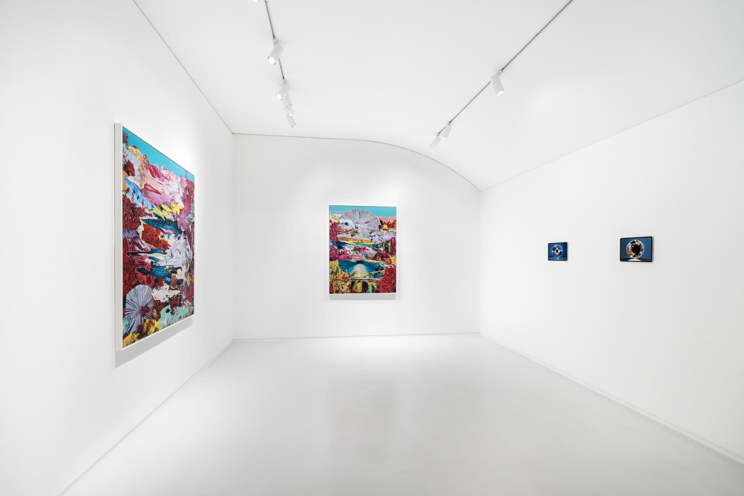 Jinjoon Lee — Champagne Supernova — image 2 of 5