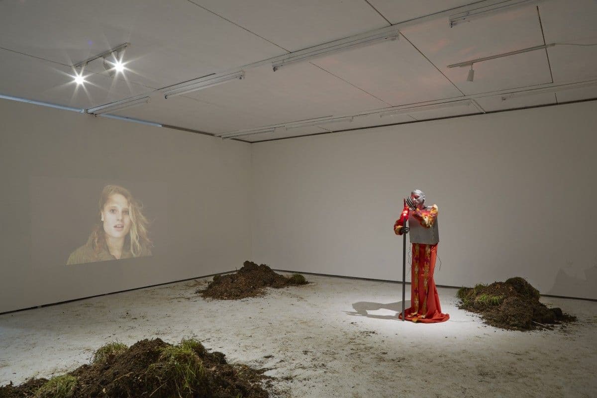 Group Exhibition — God's Finger — image 1 of 4