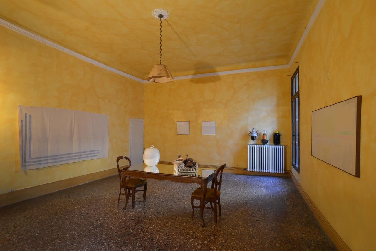 Group Exhibition — Vitel Tonné — image 5 of 8