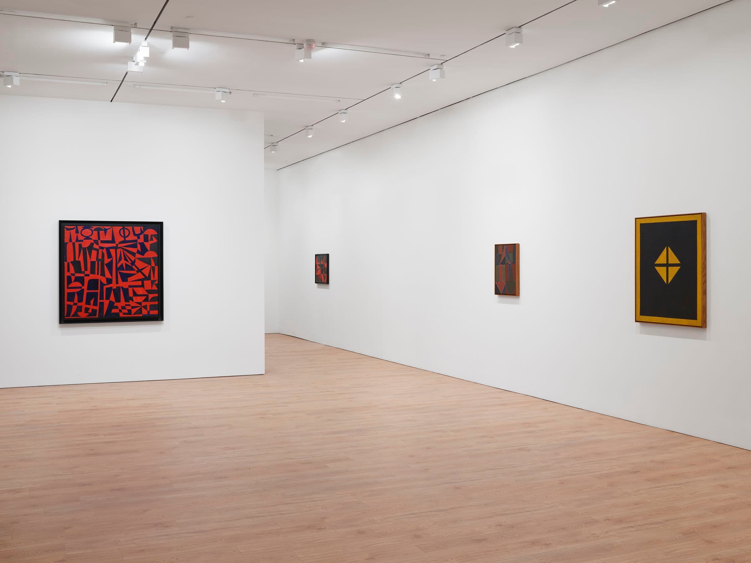 Carmen Herrera — The Paris Years (1948-1953) — image 2 of 6