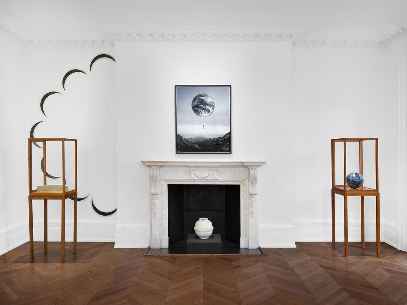 James Lee Byars & Seung-Taek Lee — Invisible Questions That Fill the Air