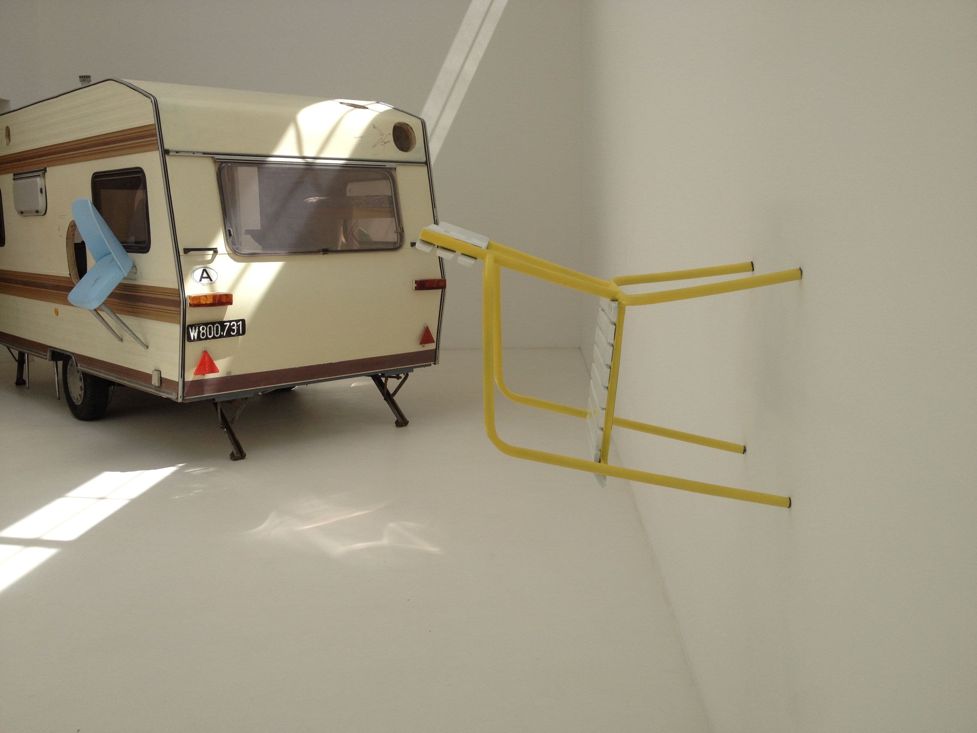 Brigitte Kowanz & Erwin Wurm — Brigitte Kowanz & Erwin Wurm — image 5 of 6