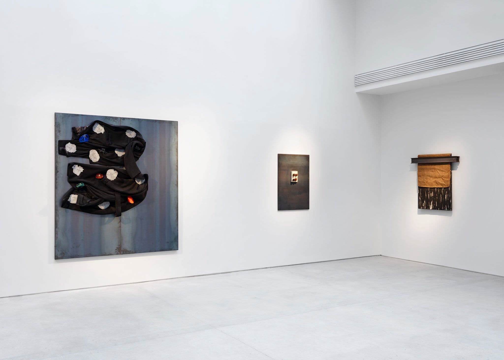 Jannis Kounellis — Jannis Kounellis — image 6 of 8