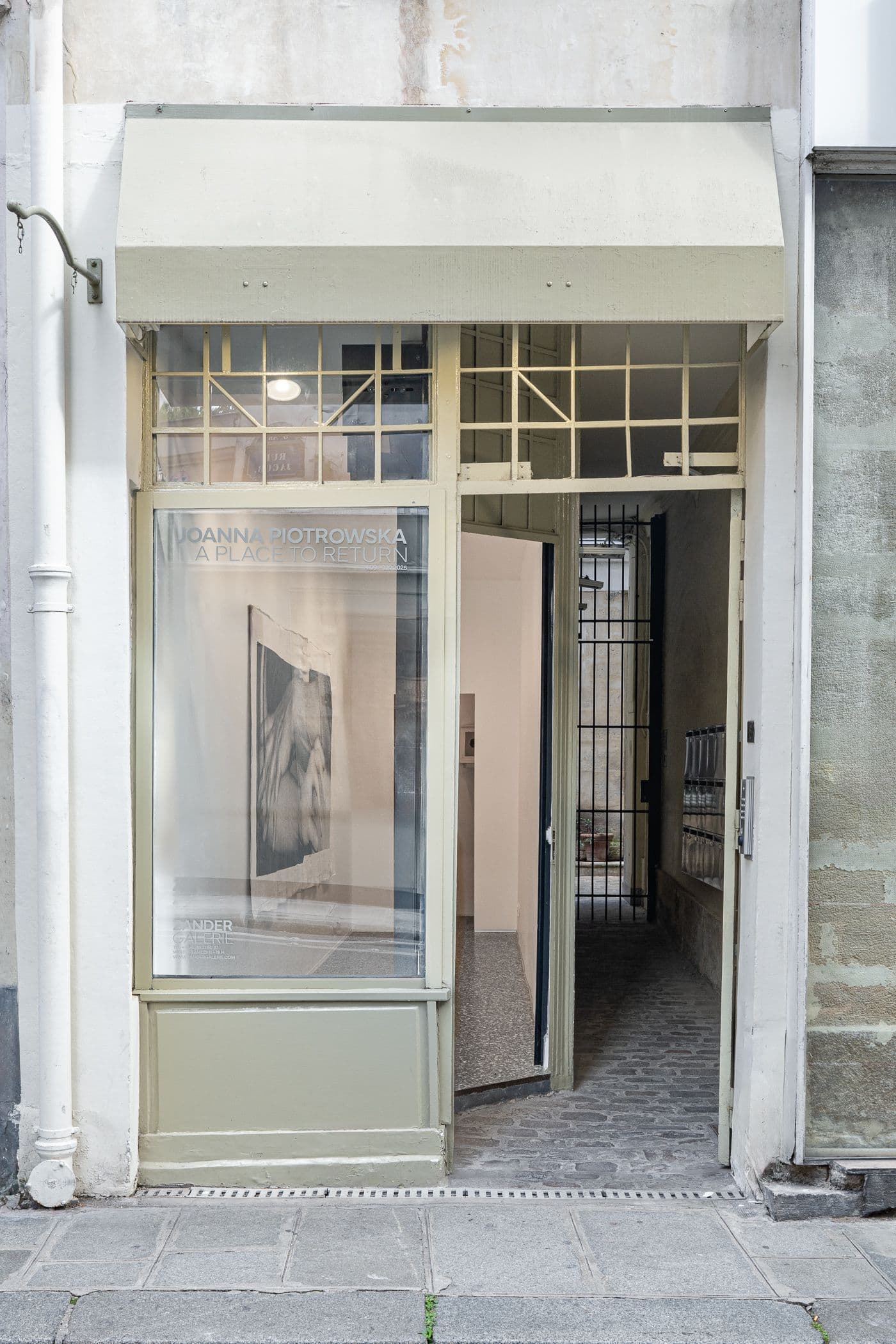 Joanna Piotrowska — A Place to Return — image 10 of 10
