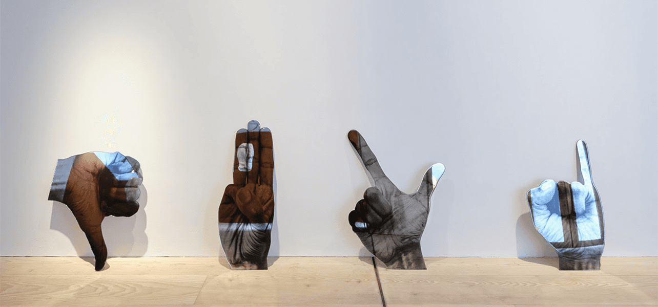 Moe Satt — Rest the Thumbs on the Cheekbones
