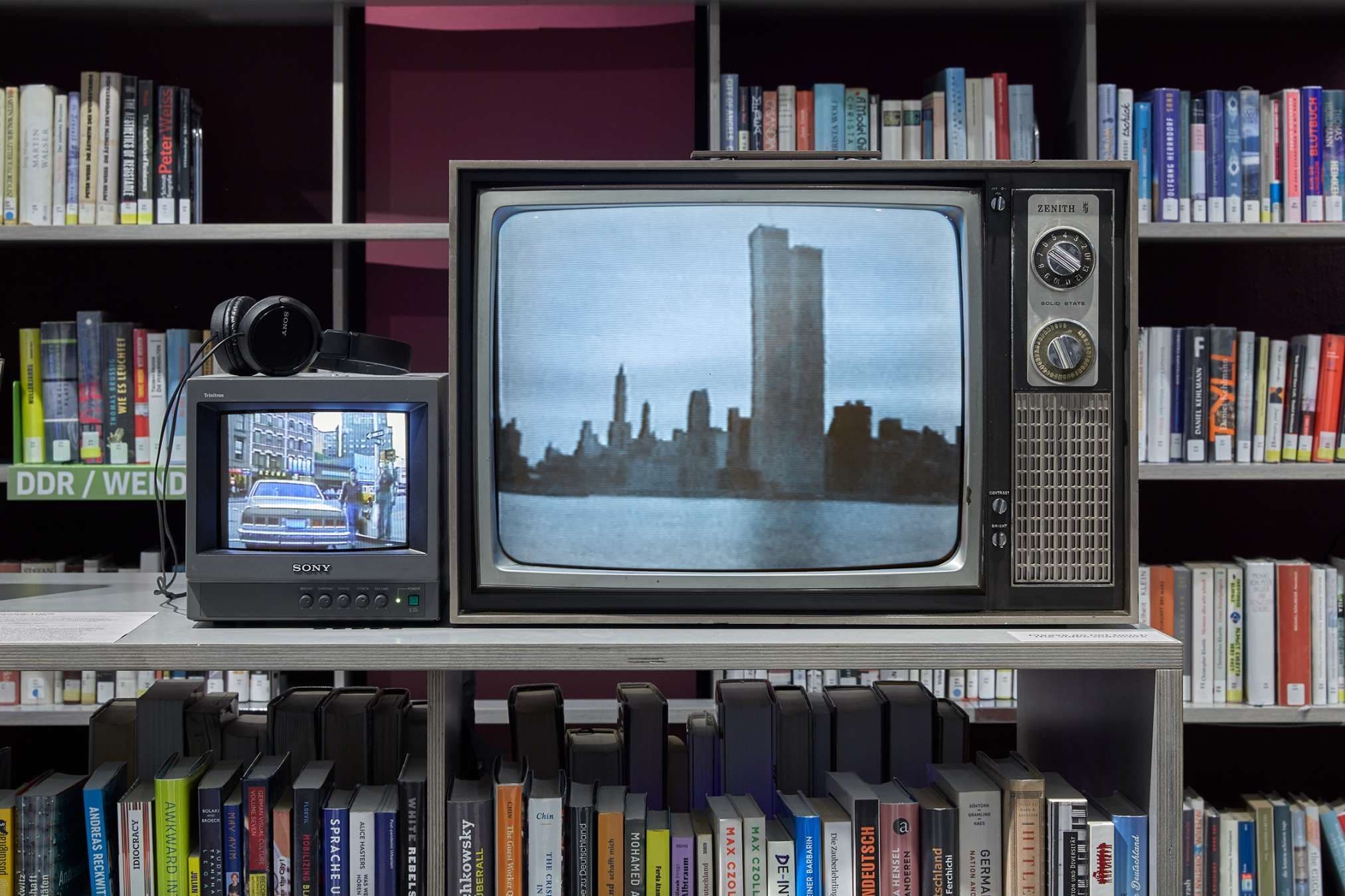 Group Exhibition — City Scenes: Video Art from the Collections of n.b.k. and EAI — image 6 of 8