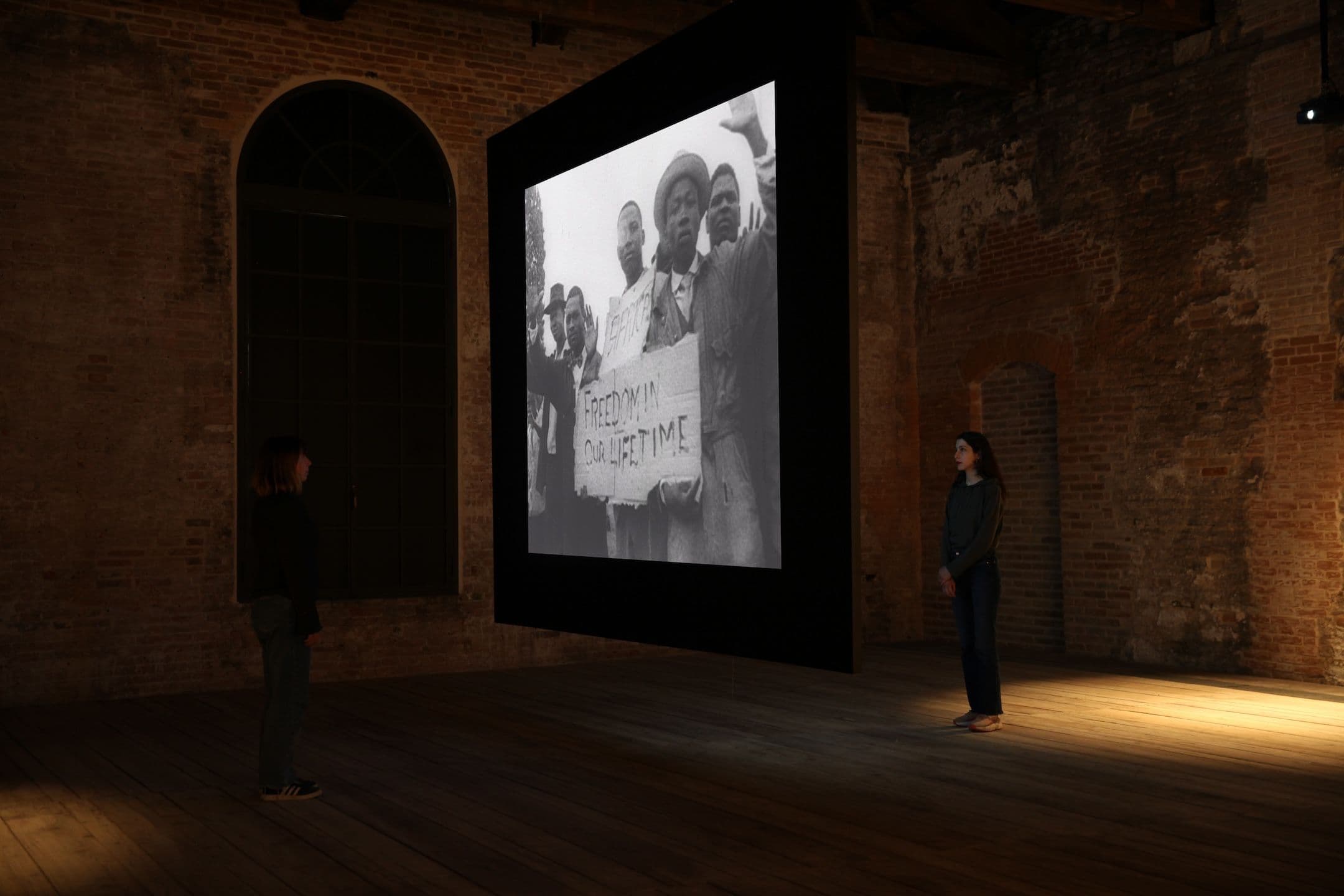 Gülsün Karamustafa — Hollow and Broken: A State of the World — image 8 of 8