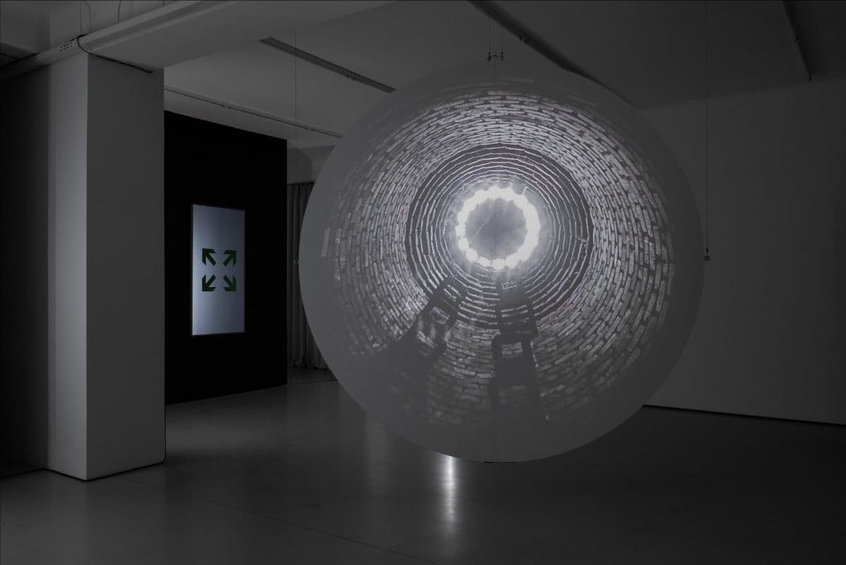 Mischa Leinkauf — Night on Earth — image 1 of 3
