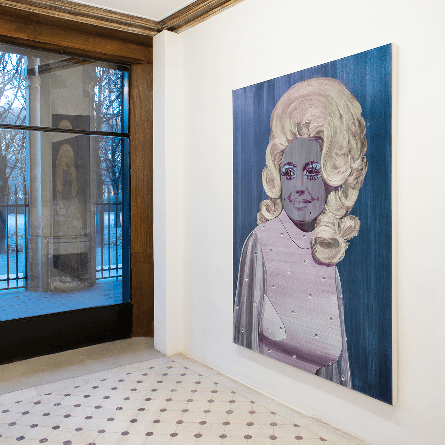 Nina Childress — Dolly