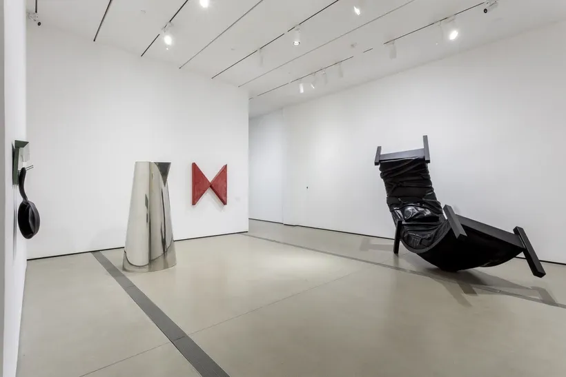 Robert Therrien — This Is a Story — image 6 of 9