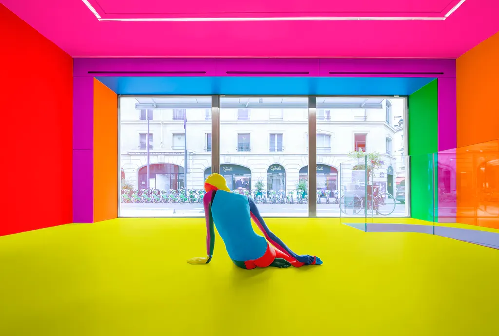 Ugo Rondinone — A Rainbow . A Nude. Bright Light . Summer — image 6 of 6