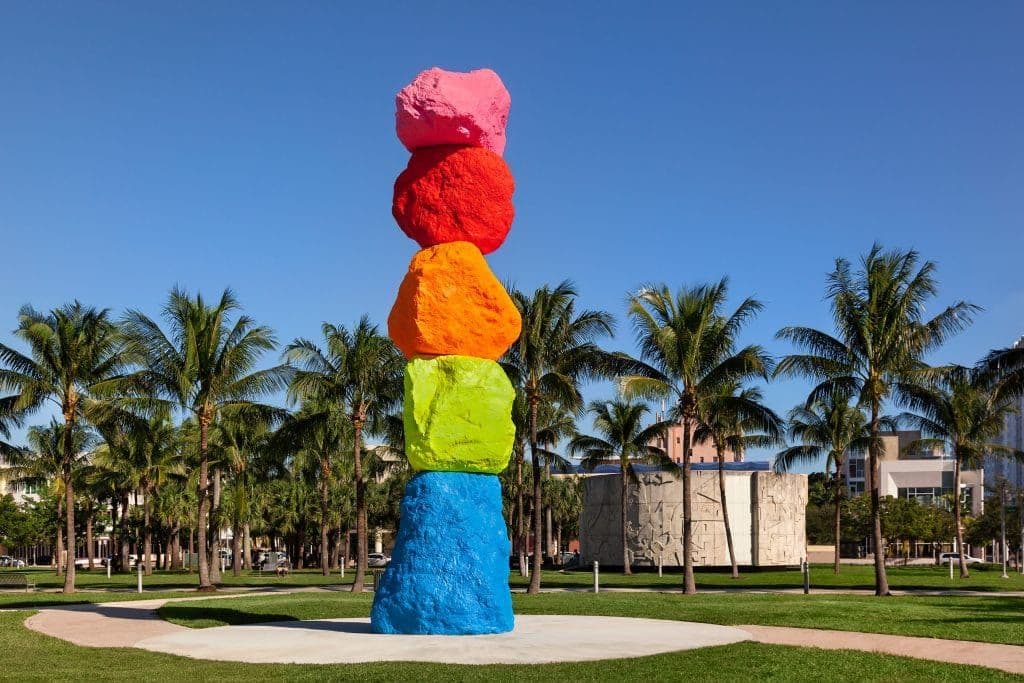 Art Outside - Image 2