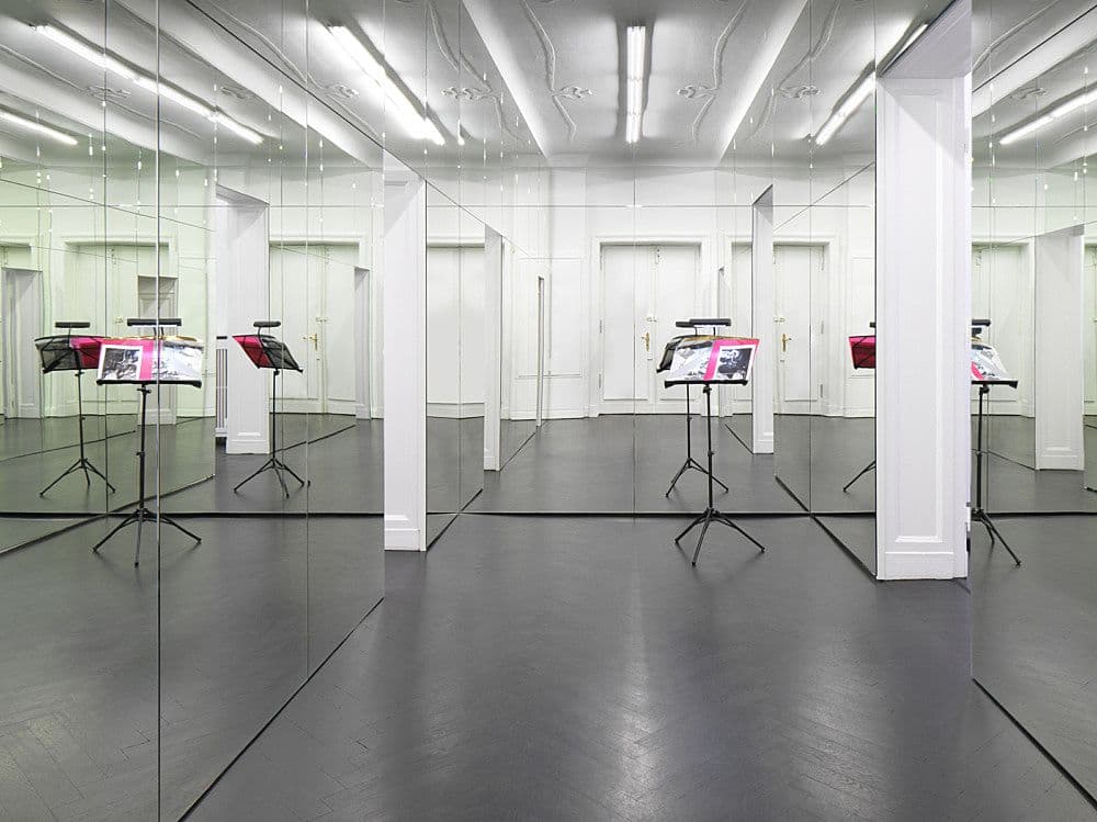 Isa Genzken — Basic Research — image 1 of 8
