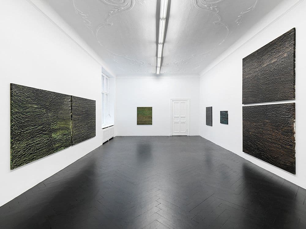 Isa Genzken — Basic Research — image 9 of 12
