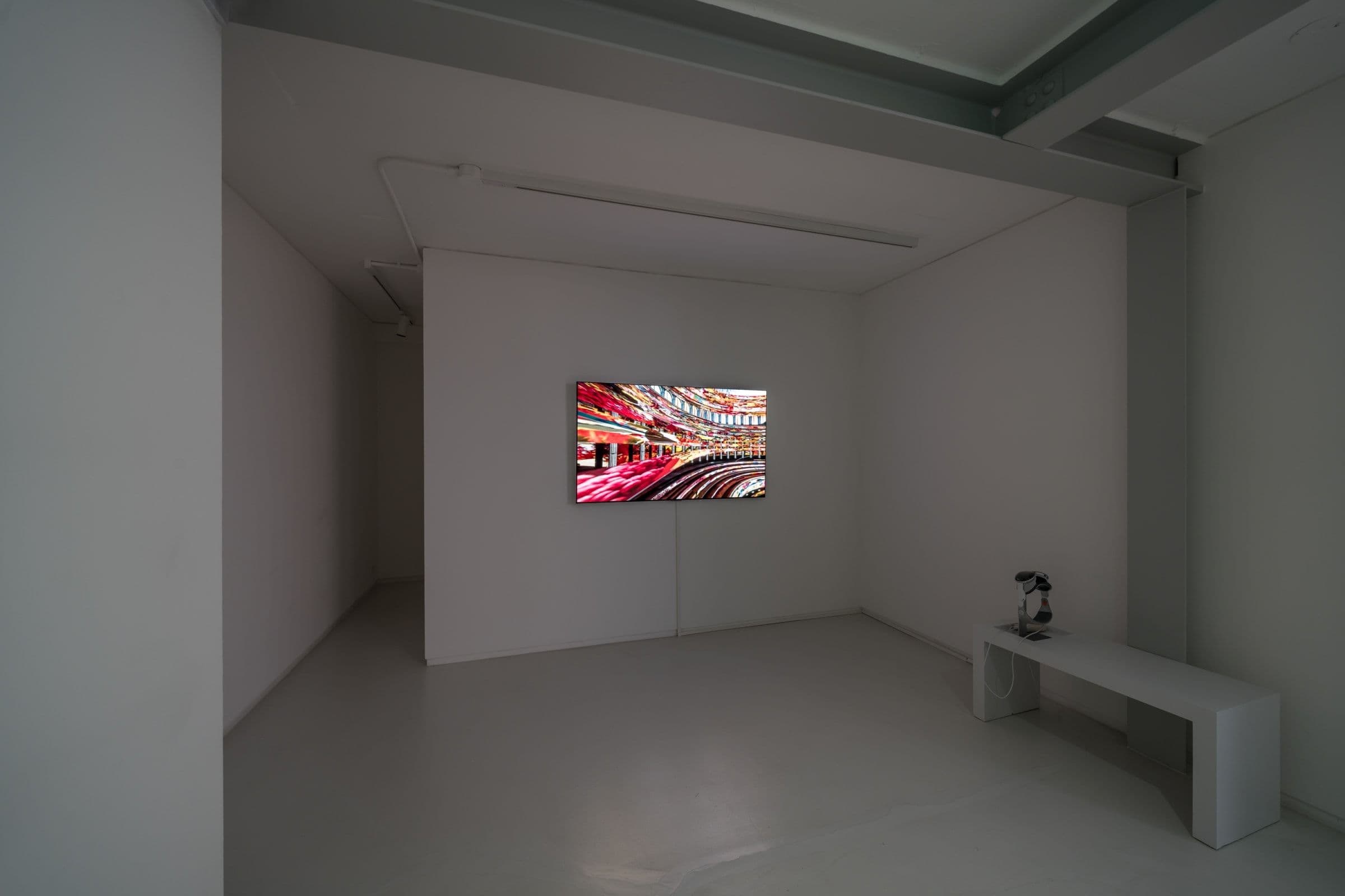 Jinjoon Lee — Champagne Supernova — image 5 of 5