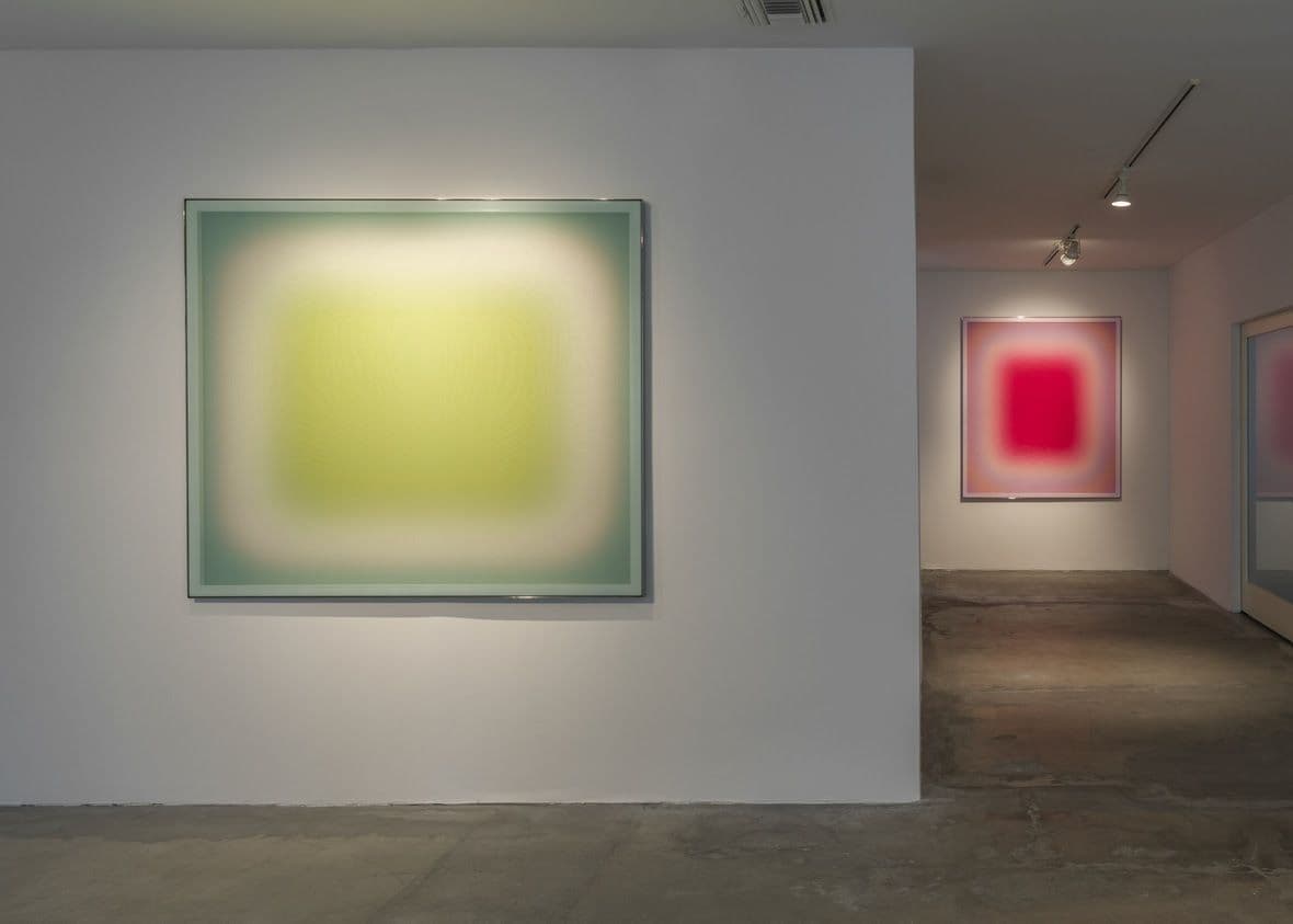 Jonny Niesche — Hovering — image 1 of 2