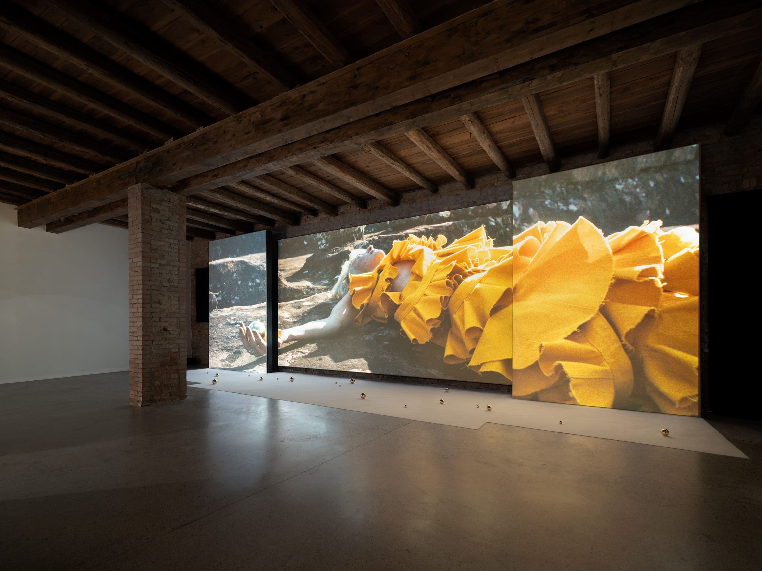 Lita Albuquerque — Liquid Light — image 2 of 4