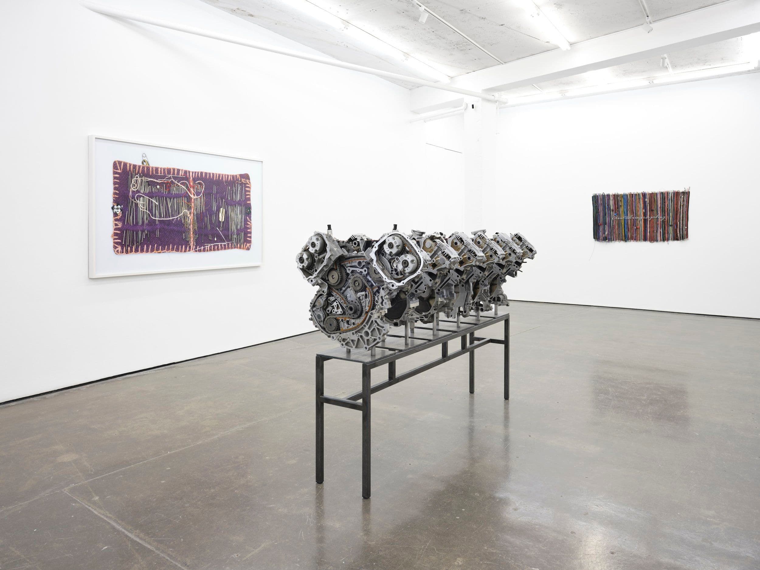 Alexandra Bircken — Gebrochenes Pferd — image 1 of 6