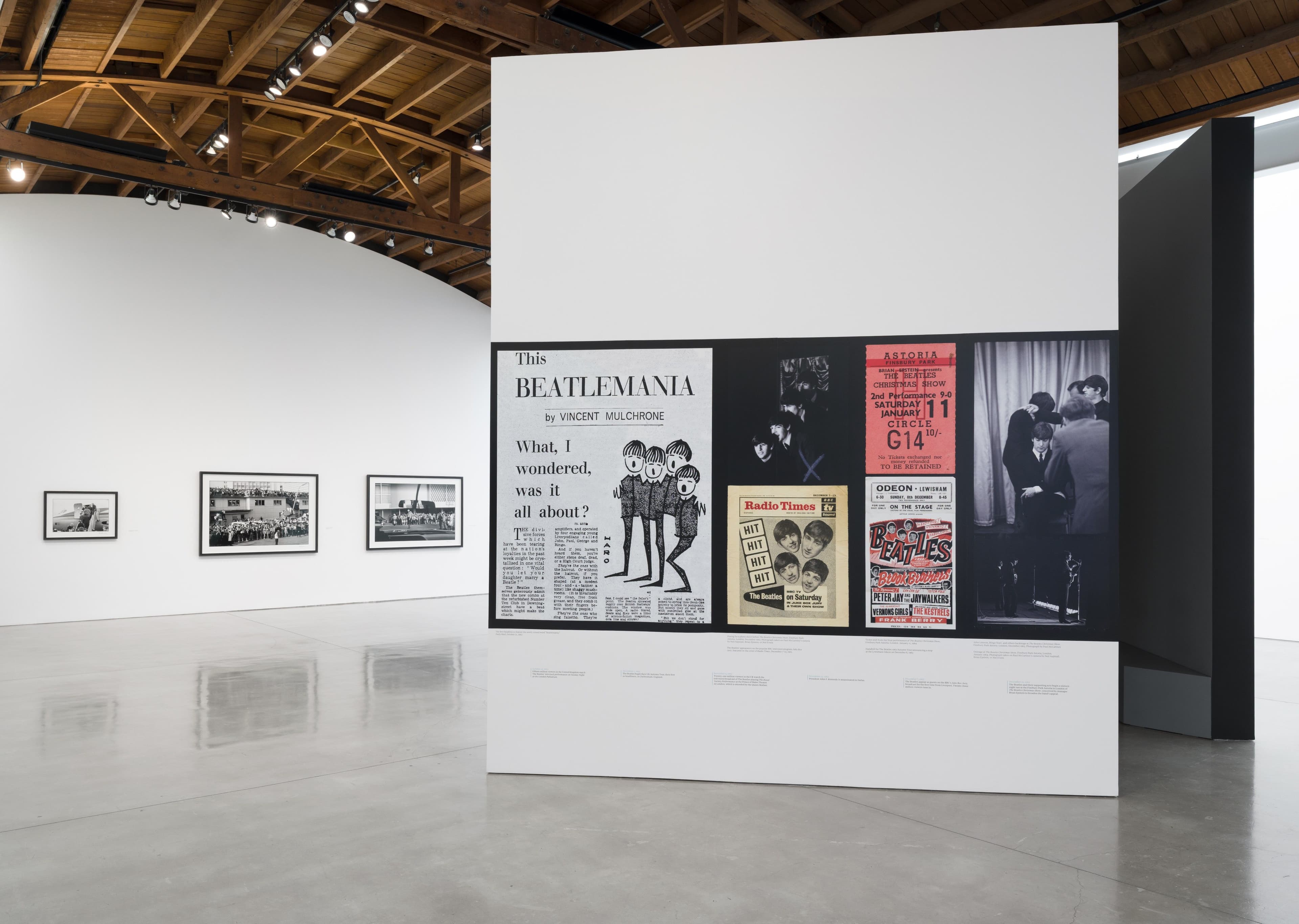 Paul McCartney — Rearview Mirror: Photographs, December 1963–February 1964 — image 4 of 5