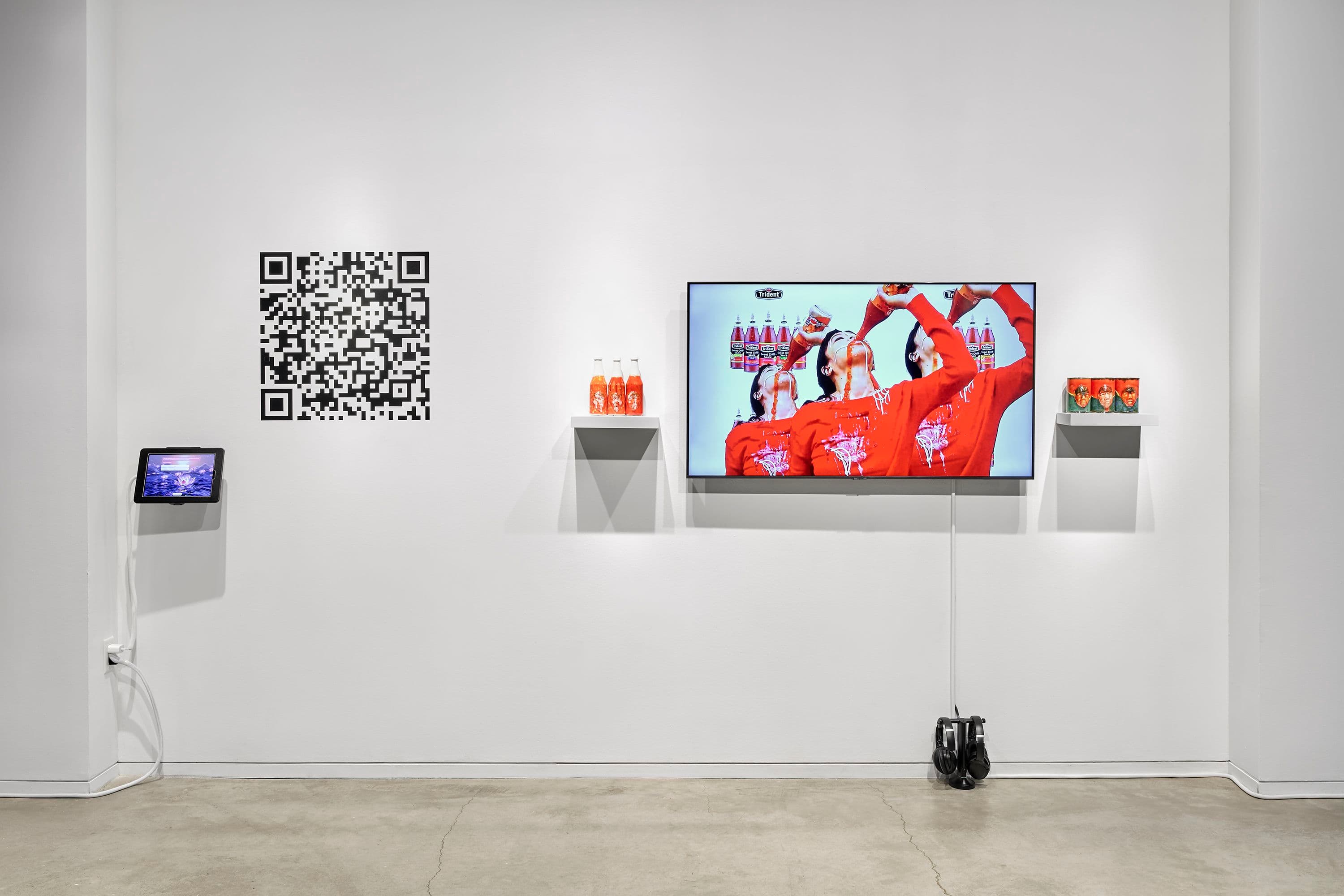 Li-Ming Hu & Charmaine Poh — Likenesses: Speaking with the Selves — image 3 of 6