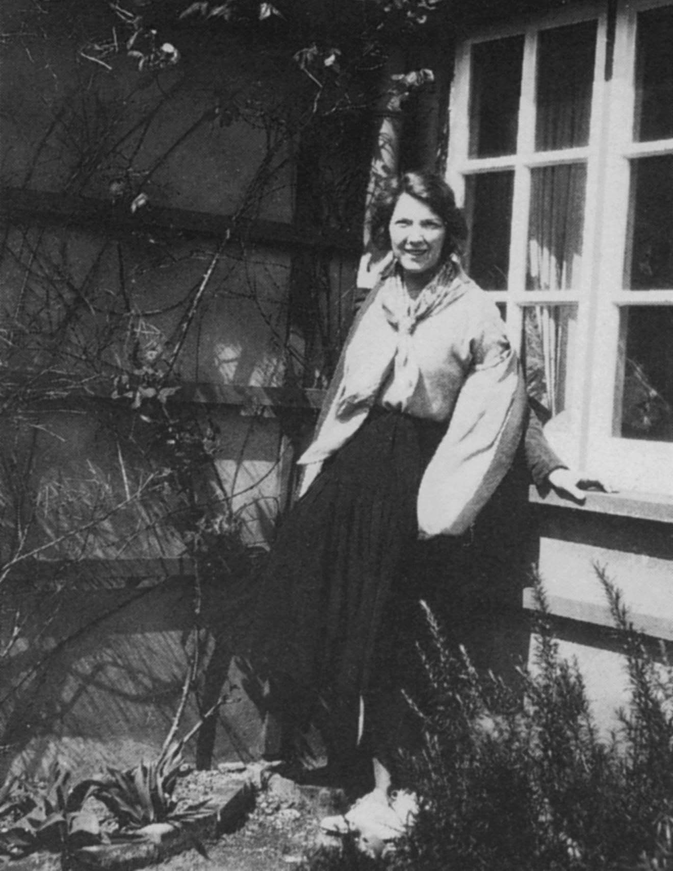 Jean Rhys — Postures: Jean Rhys in the Modern World