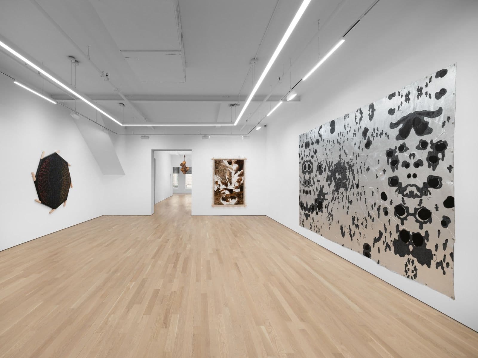 Esteban Ramón Pérez — Smoking Mirror — image 1 of 2