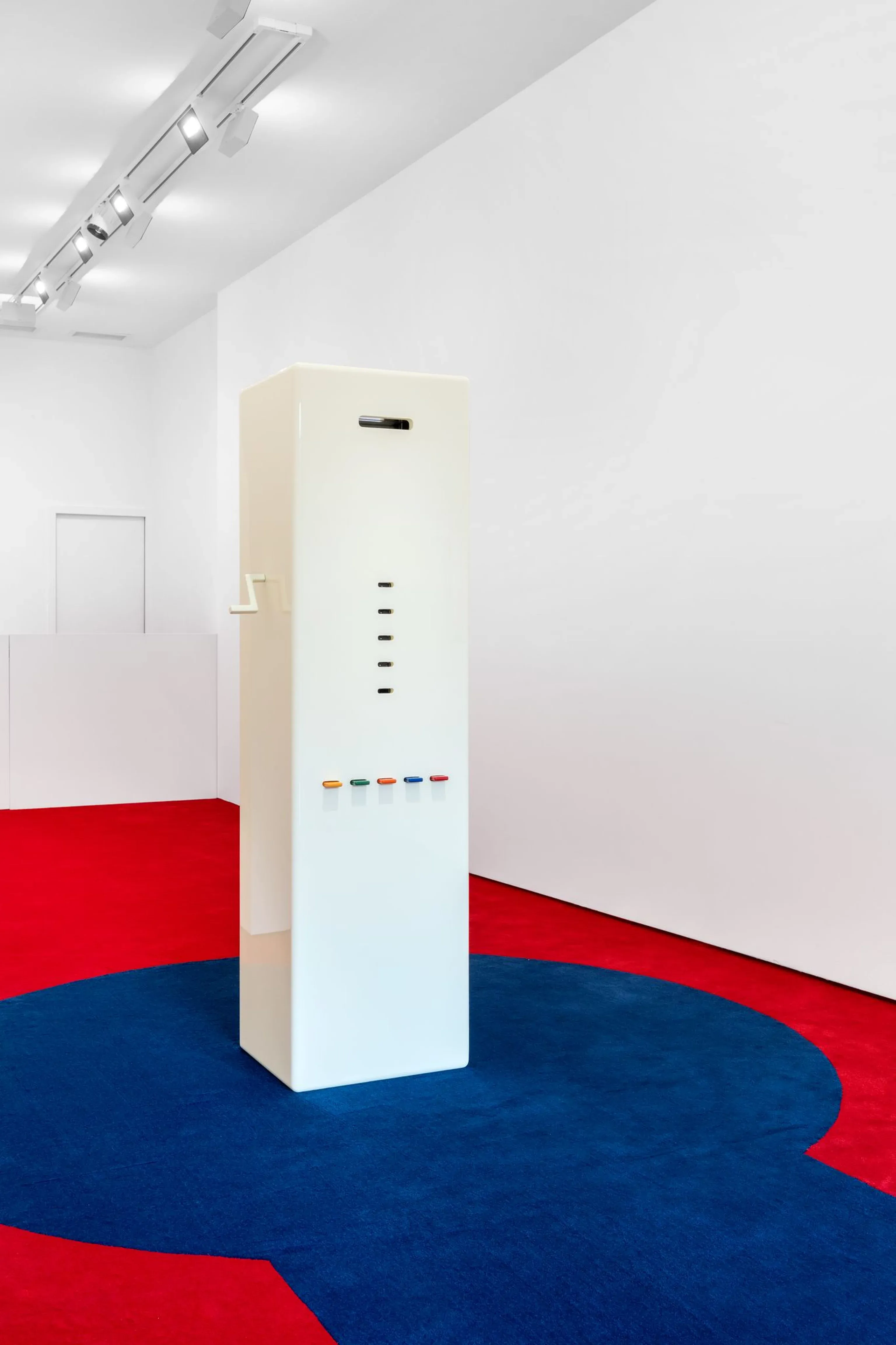 Taryn Simon — The Game — image 5 of 6