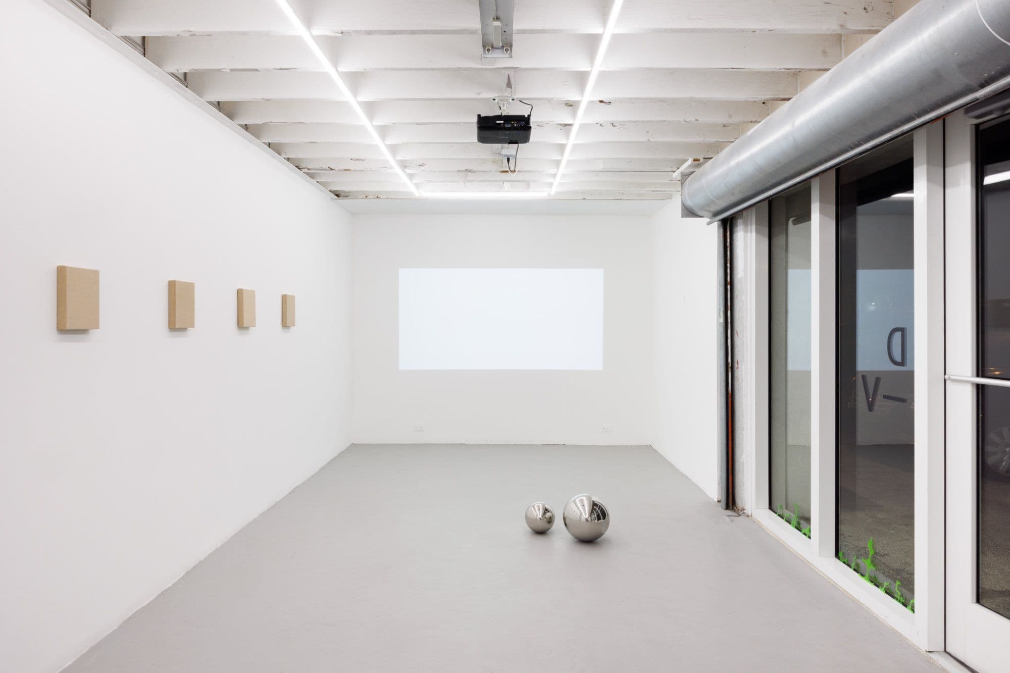 Dimensions Variable
