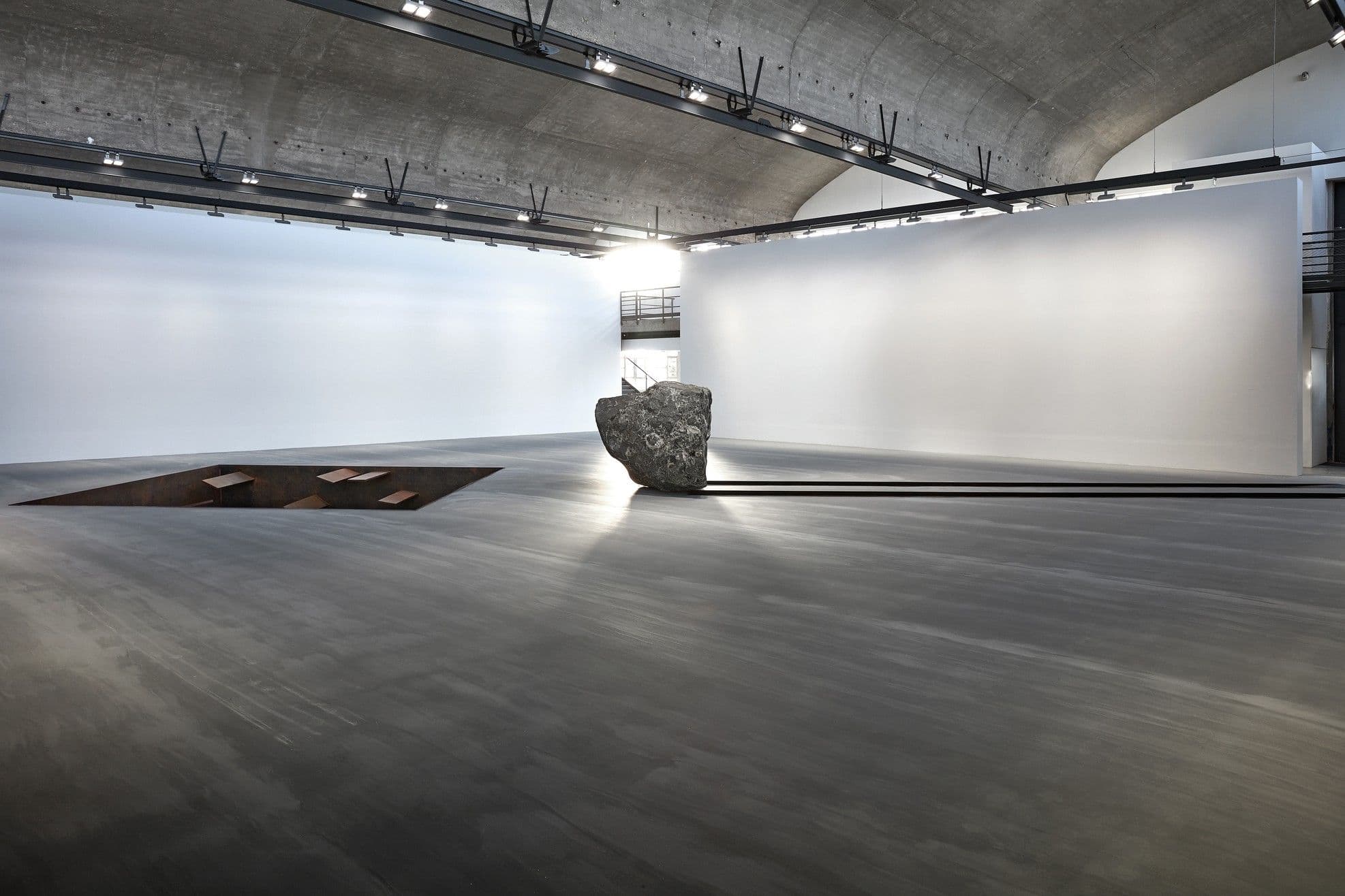 Michael Heizer — Michael Heizer — image 1 of 5