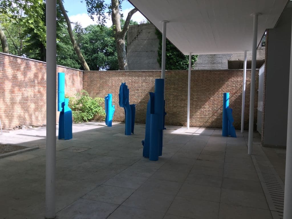 Teresa Hubbard / Alexander Birchler and Carol Bove — Women of Venice — image 1 of 6