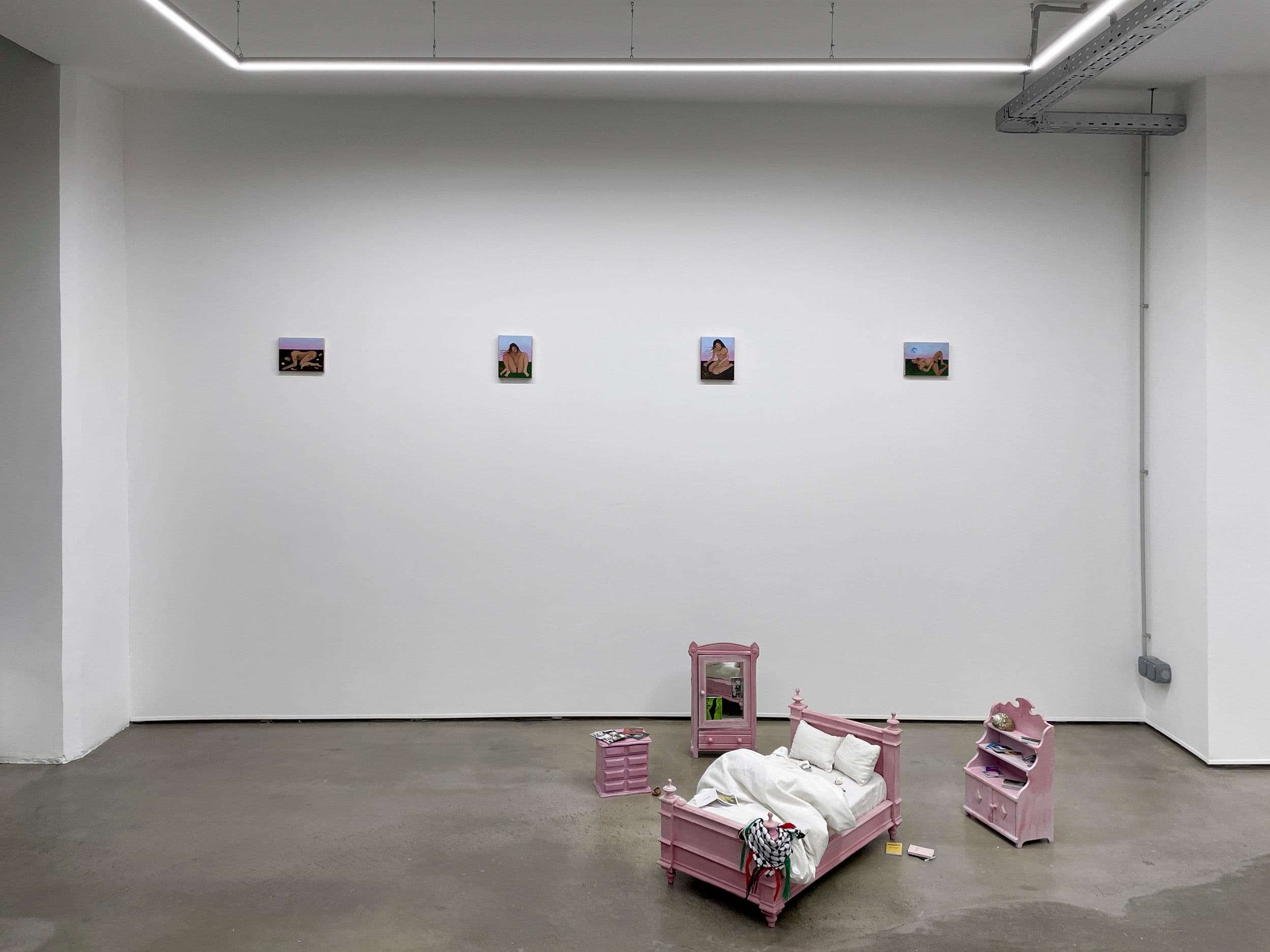 Camille Soualem — Logée en Plein Cœur — image 12 of 12