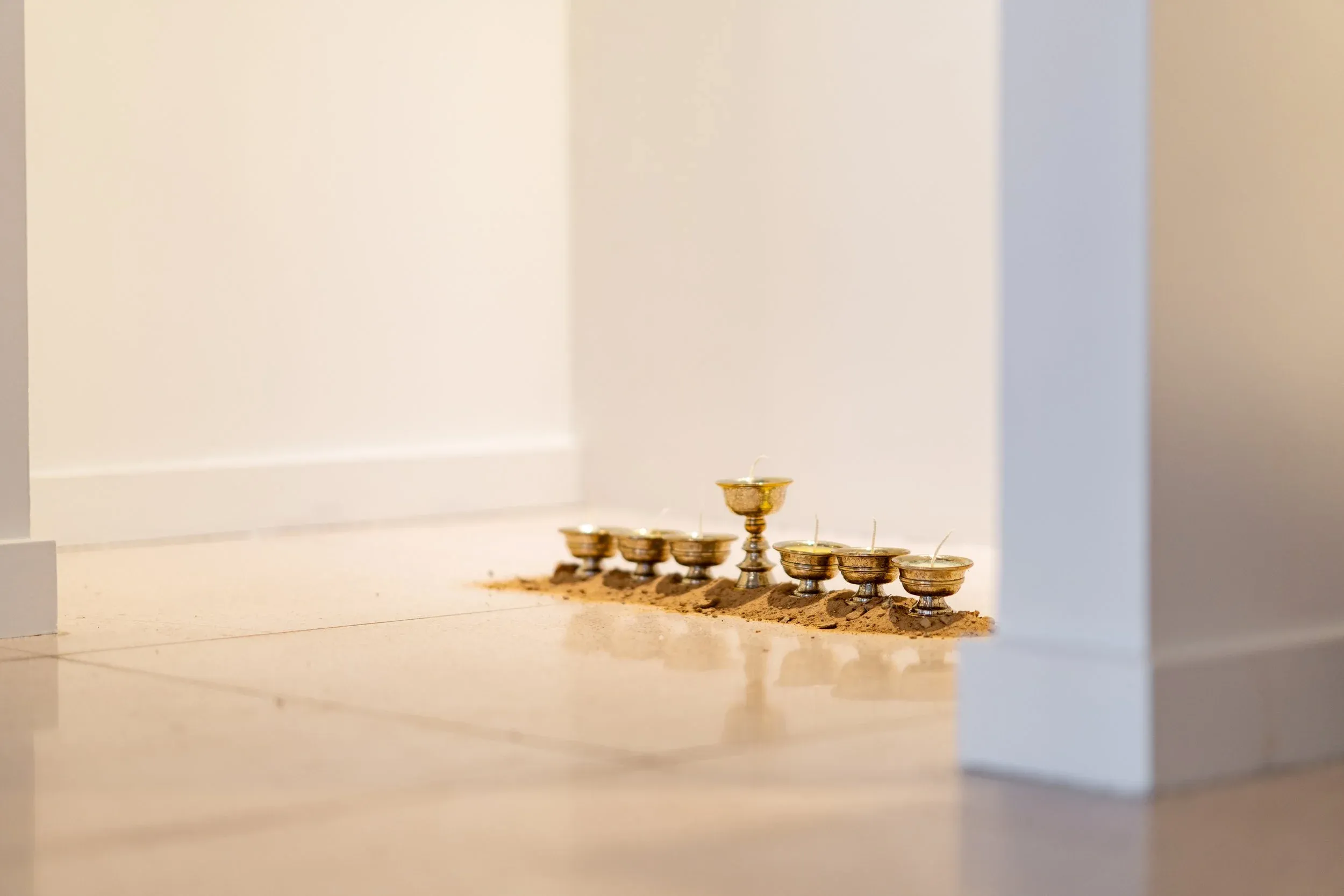 Ilsse Peredo — Ojos Que No Ven — image 5 of 7