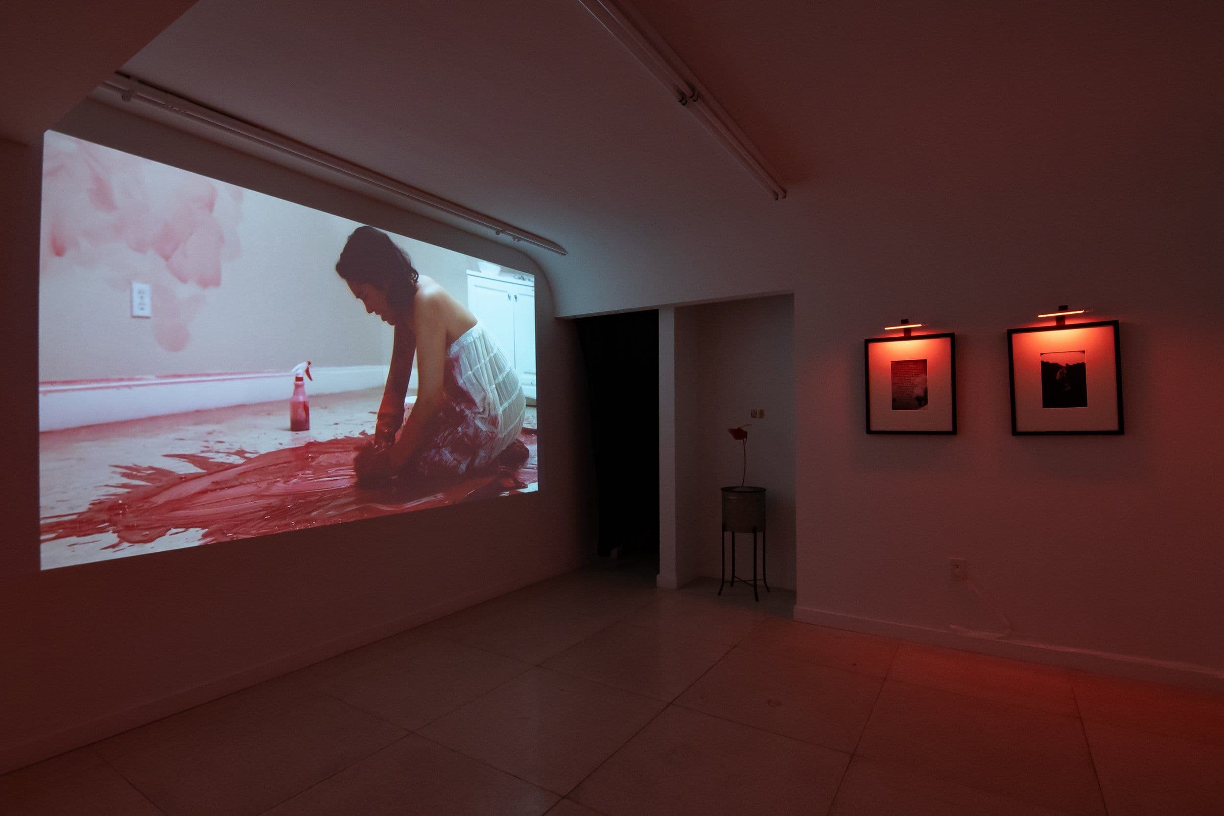 Group Exhibition — Mujeres — image 4 of 7