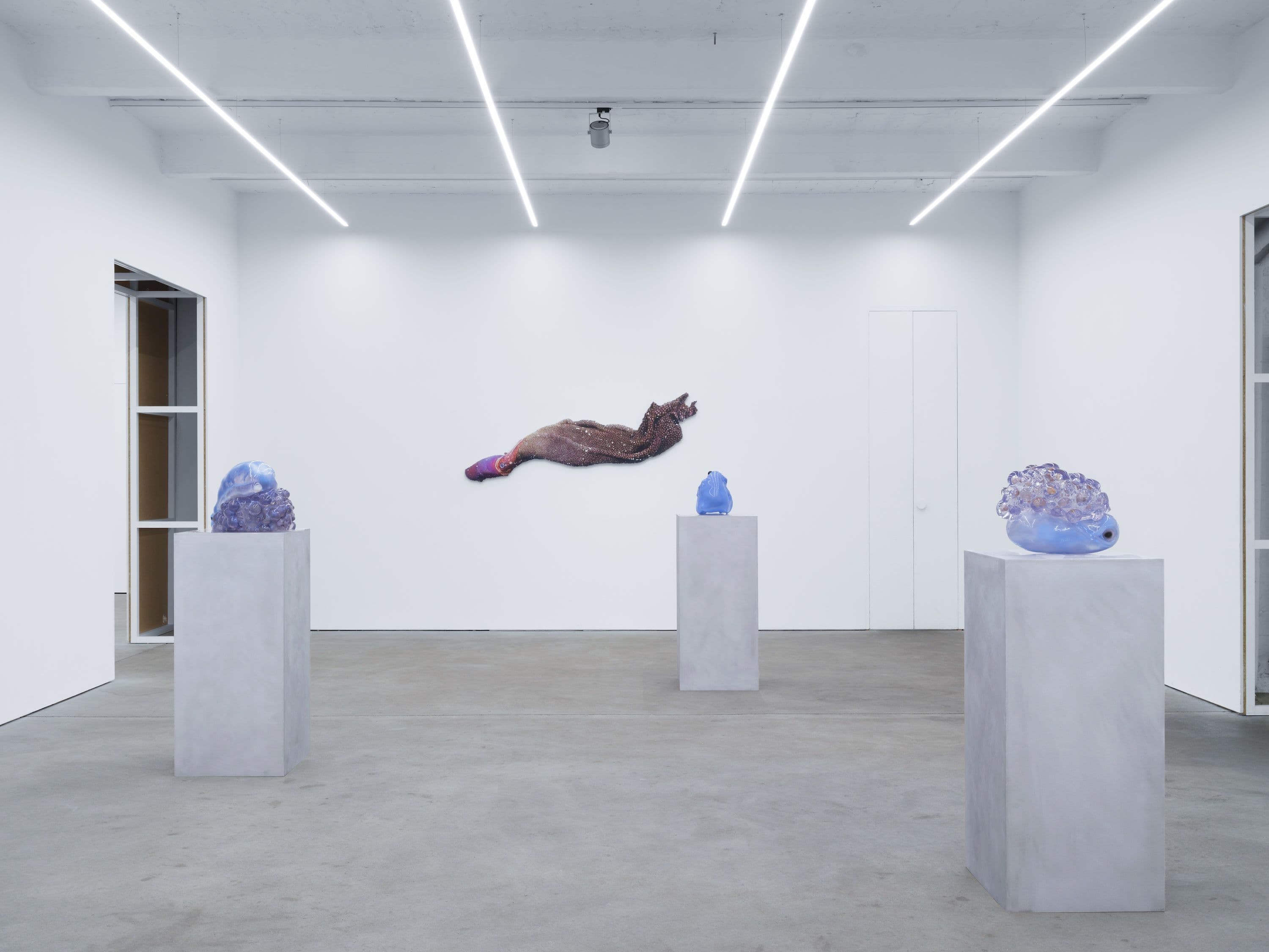 Katja Novitskova — Mirror Life — image 1 of 4