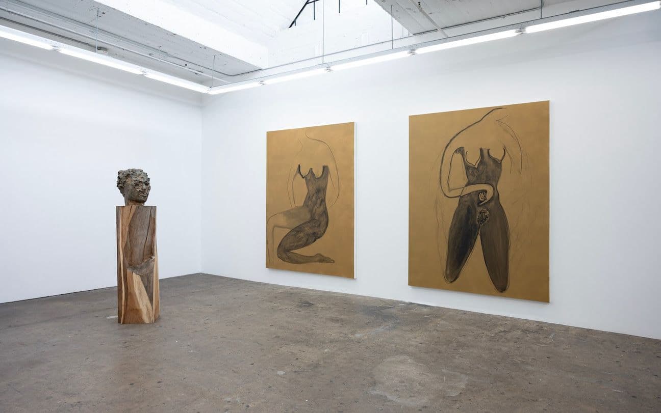 Vanessa Beecroft — Broken Arm — image 2 of 3