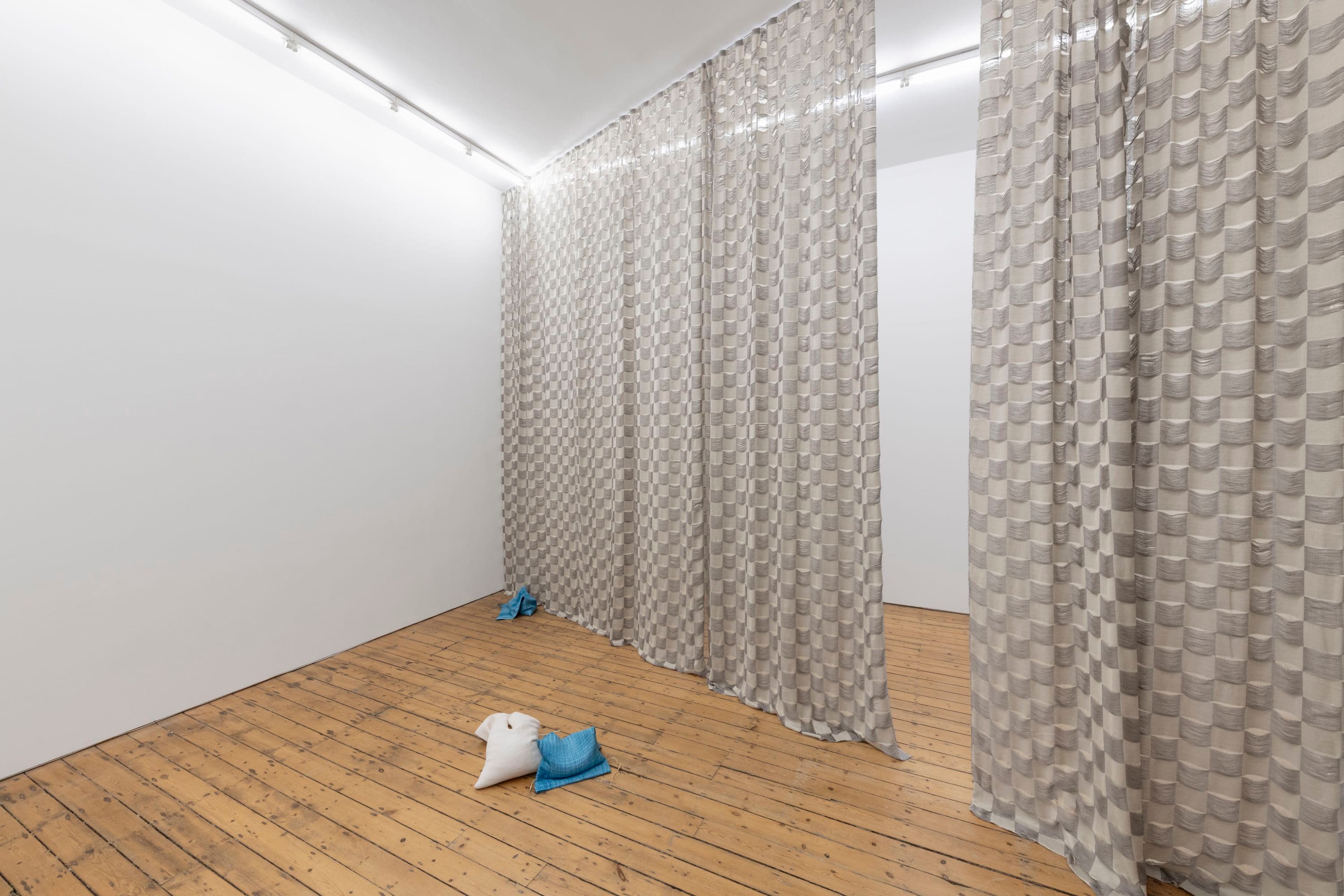 Hana Miletić — Diversions — image 2 of 12