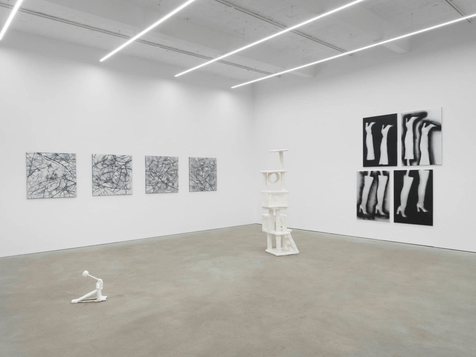Klaudia Schifferle — Play the Red Line — image 1 of 3
