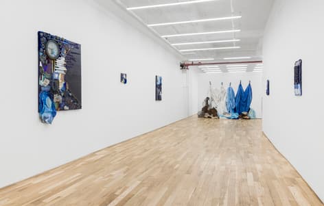 Julie Schenkelberg — Looking Glass — image 1 of 6