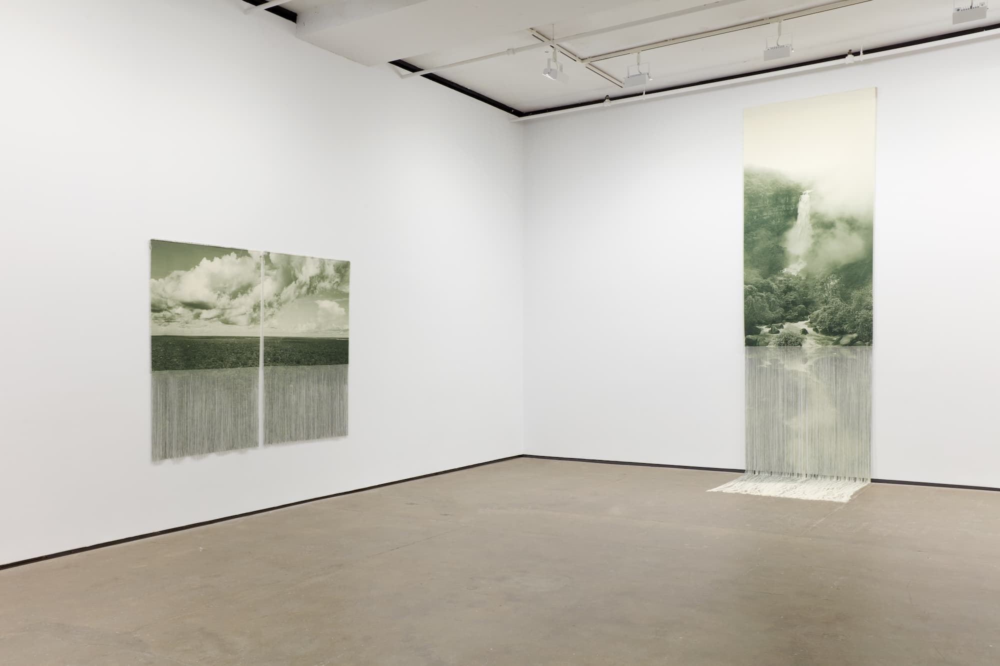 Ana González — Río — image 3 of 8