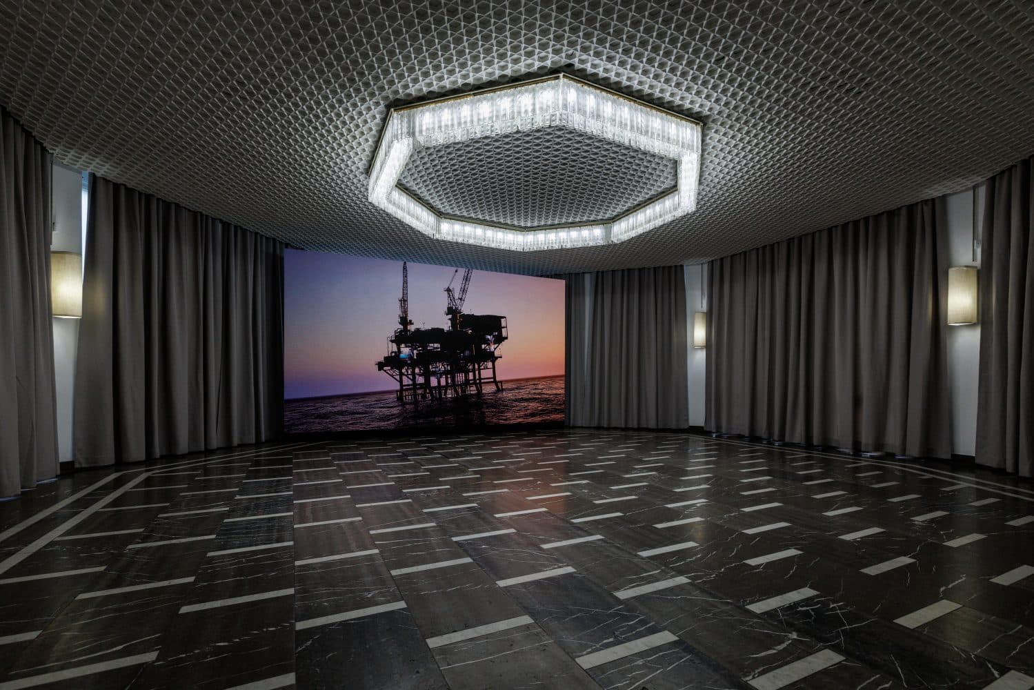 Lesia Vasylchenko — YesterLight: Sensing Ruptures of Time — image 1 of 6