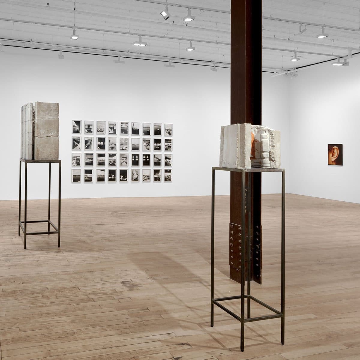 Isa Genzken — Vacation — image 1 of 2