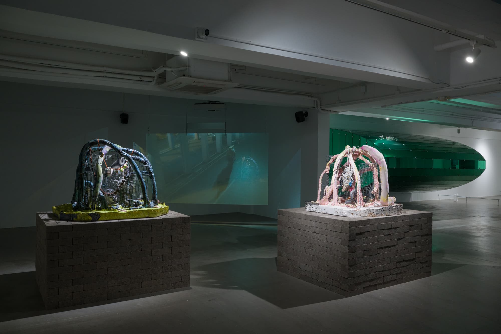 Group Exhibition β Site-seeing β image 1 of 12