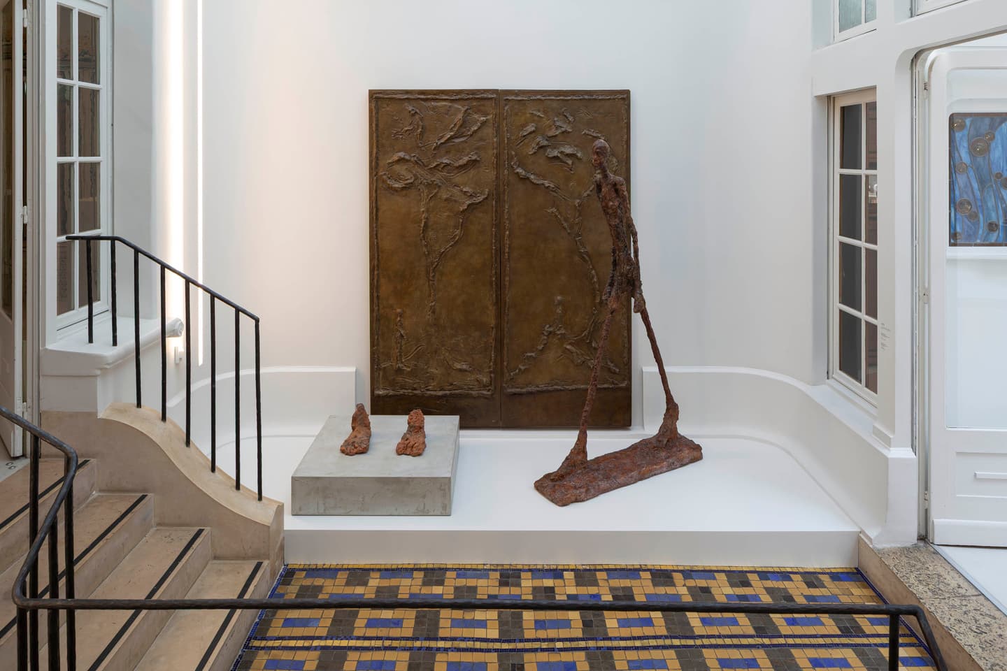 Huma Bhabha & Alberto Giacometti β Huma Bhabha & Alberto Giacometti β image 7 of 8