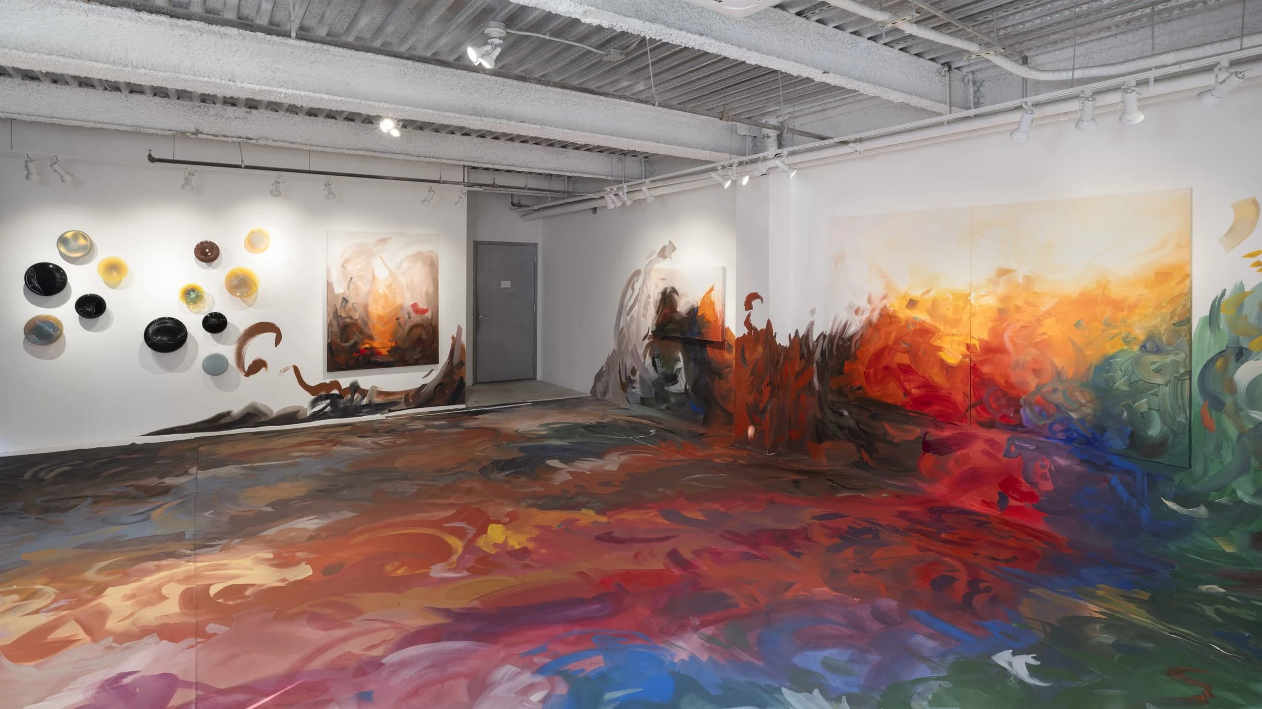 Austin Fields & Pàulla Scàvazzini — Between Utopias and the Abyss — image 1 of 3