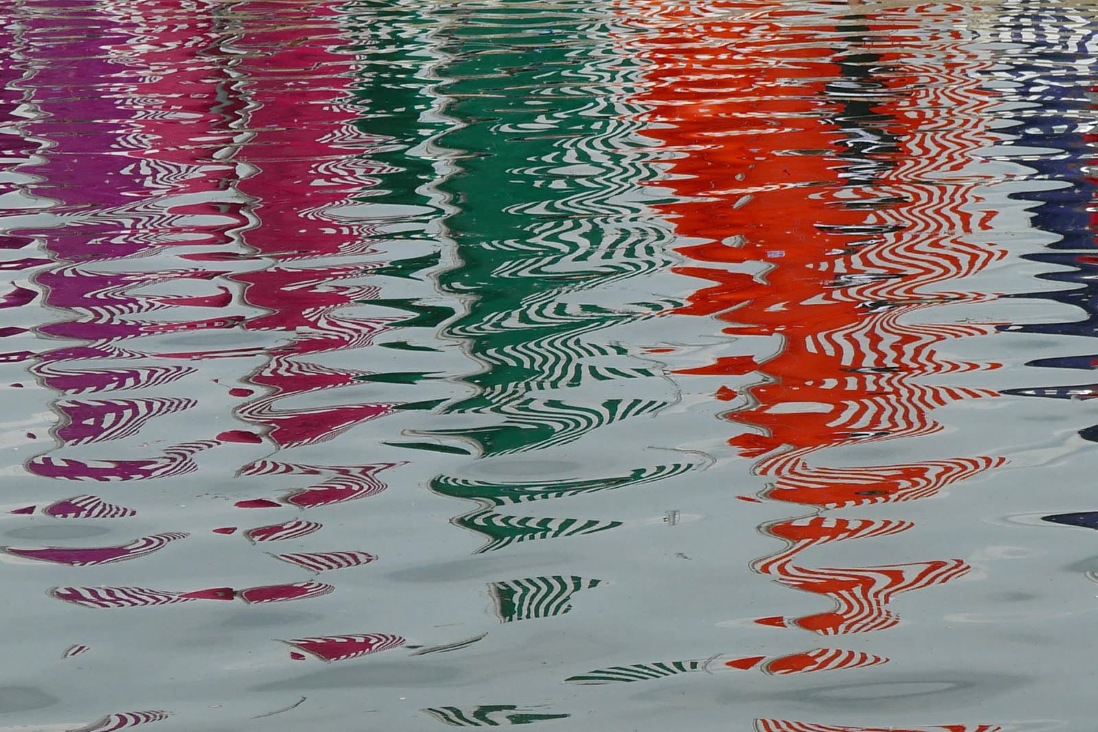 Daniel Buren — Trois en Un, Hauts-Reliefs, Travaux Situés / Drei in Einem, Hochreliefs, Arbeiten in Situ