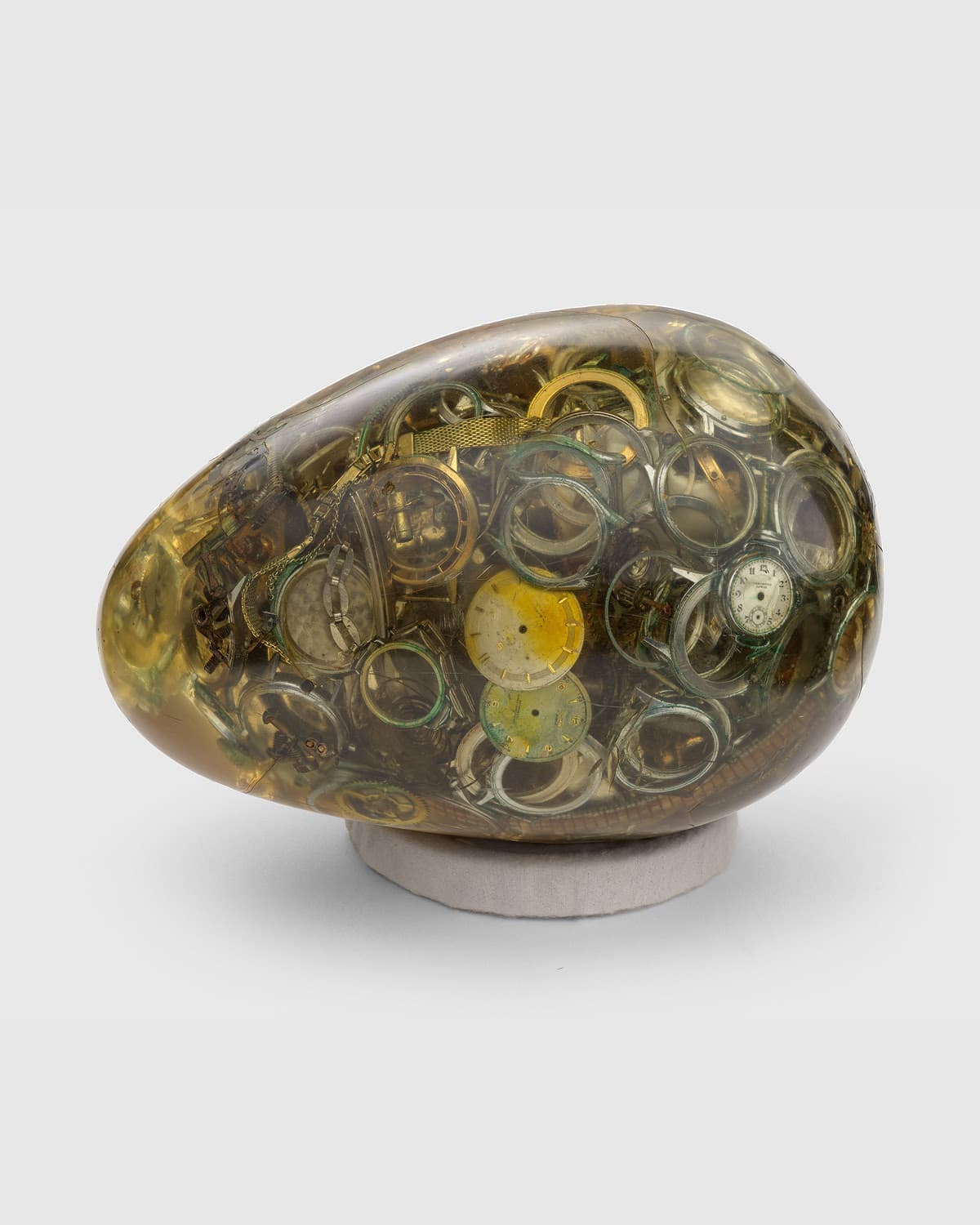 Statics of an Egg